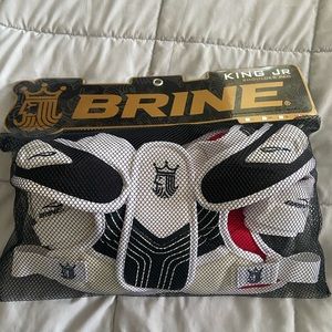 Lacrosse Shoulder Pads